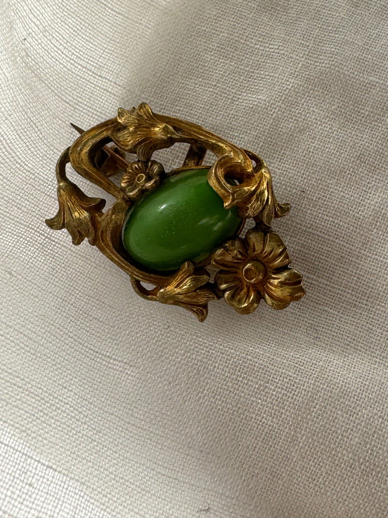 Nature Themed Vintage Pins - Dogwood flower, Leaves, Flowers, Grapes, Butterflies