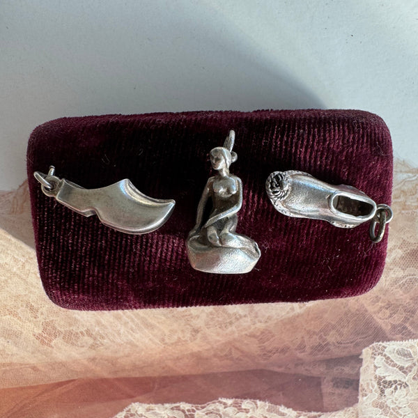 International Travel Themed Vintage Charms - Copenhagen, Holland