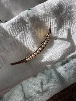 Antique Edwardian Crescent Moon Pin