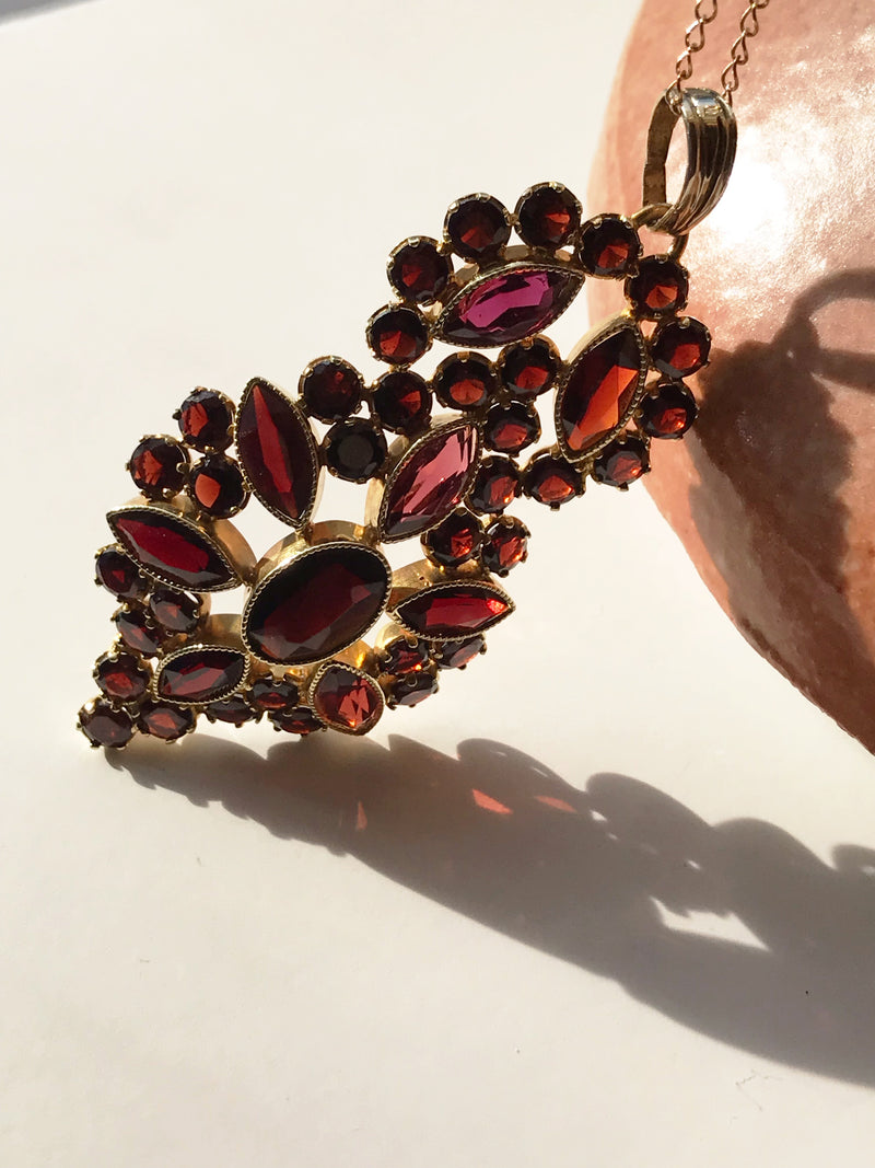Vintage Garnet Lavalier Necklace