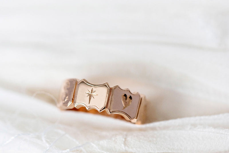 Mantra Ring in Gold