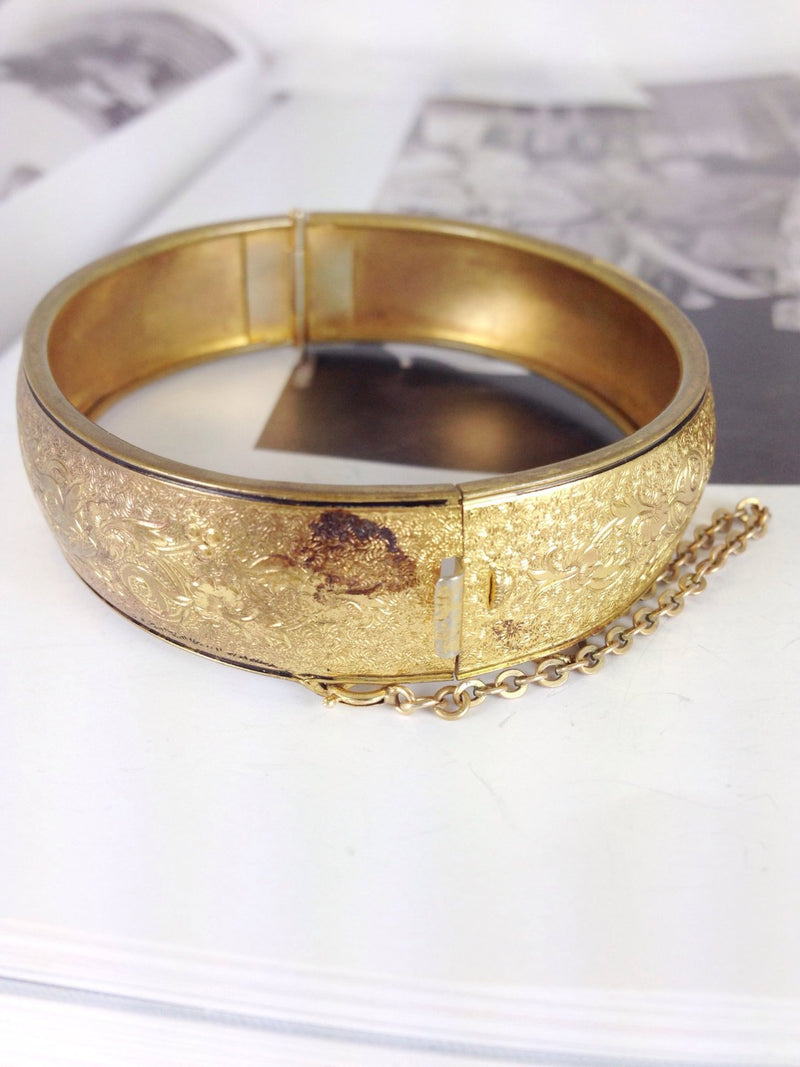 Vintage floral bangle bracelet | gold tone enameled flower, vine and leaf flower hinged bangle bracelet | stacking bangle | wedding jewelry