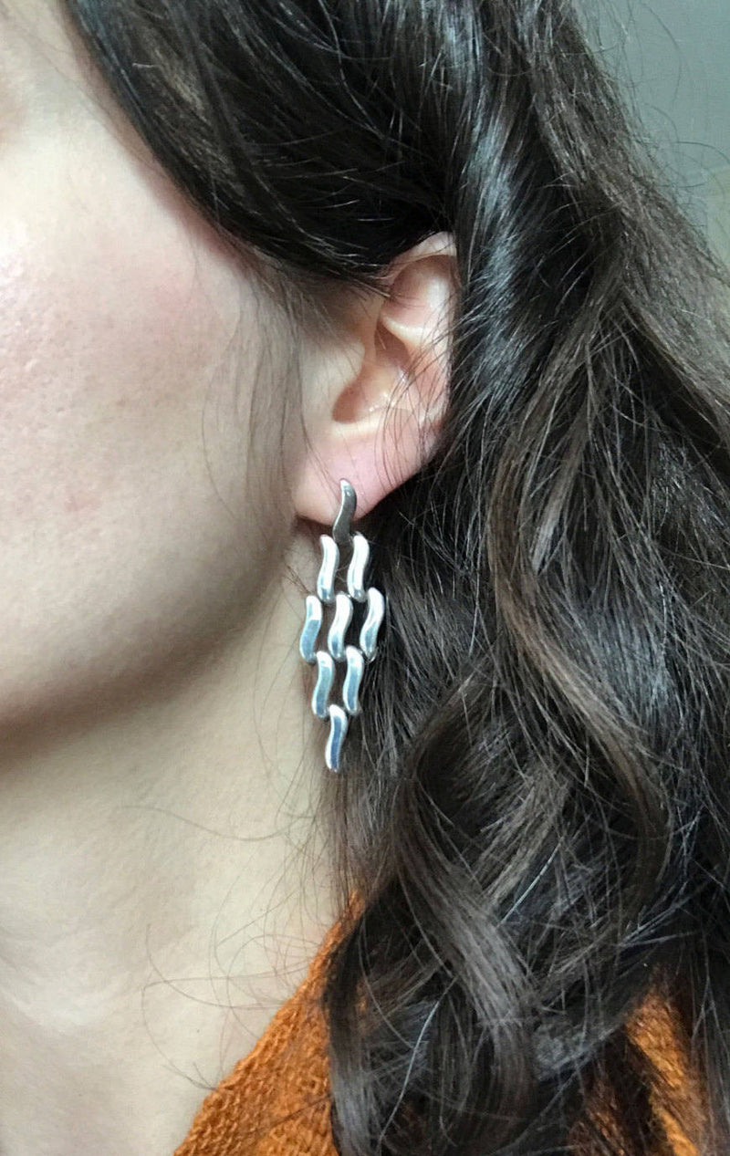 Vintage modernist hinged earrings | Mexican silver style | Southwestern ocean wave water long statement earrings | Frida Kahlo style