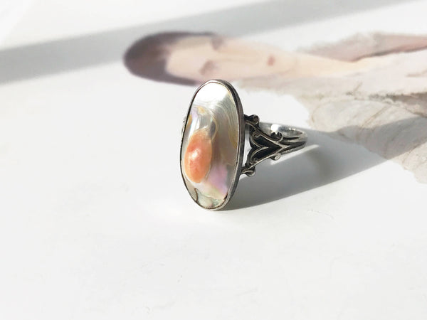 Art Deco blister pearl ring | vintage 1940's pearl abalone sterling silver ring | heart and pearl ring | late Art Deco | size 6 1/4