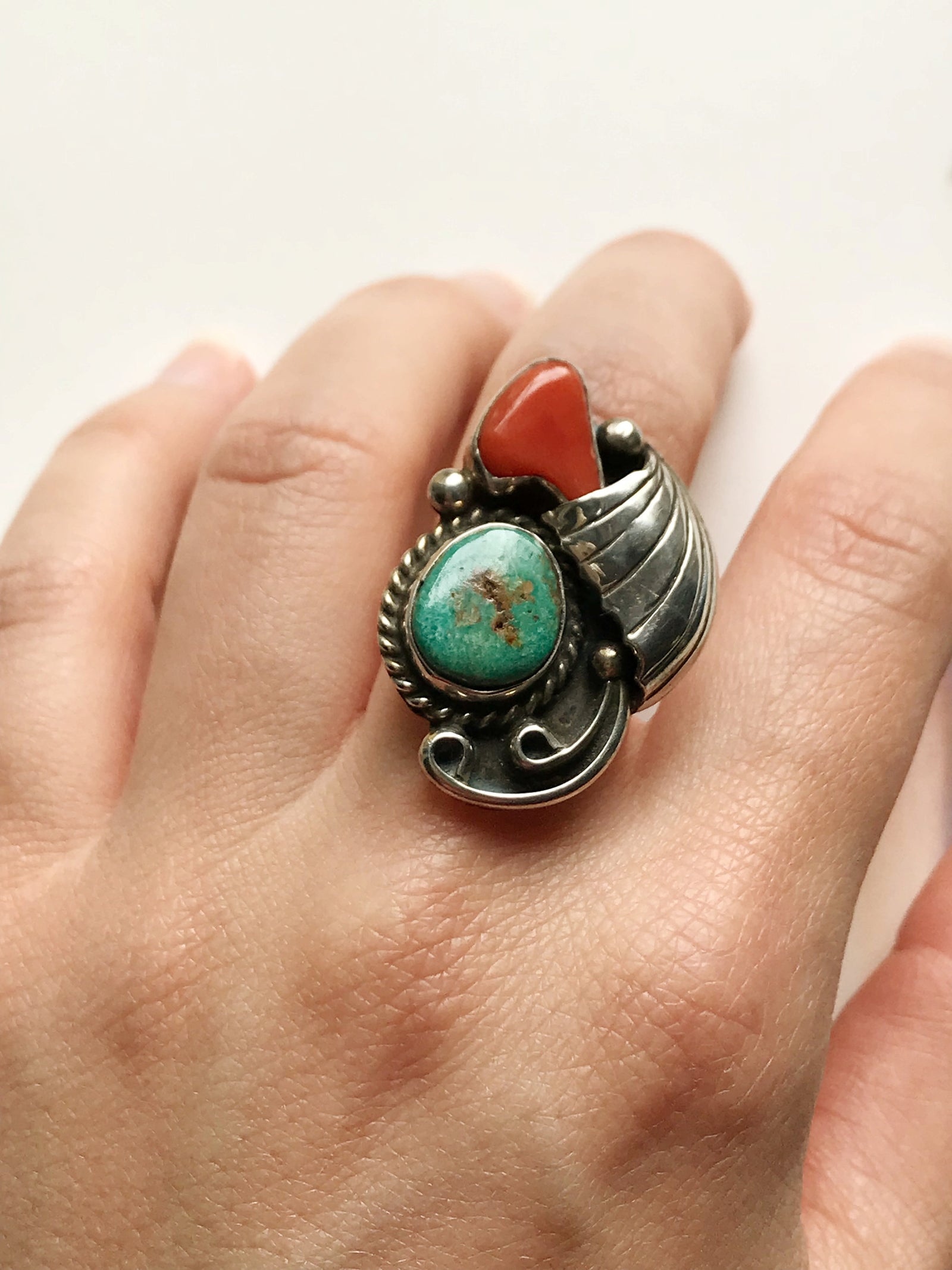 VTG NAVAJO SIGNED store E KEE TURQUOISE CORAL RING. #1191