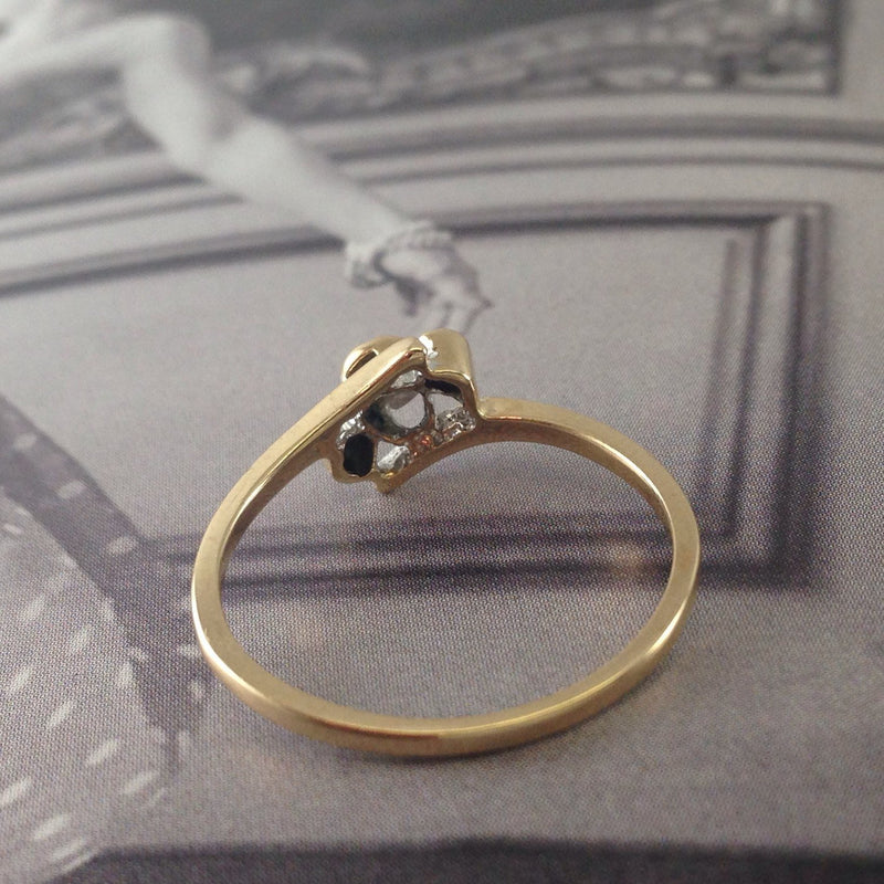 Vintage diamond trilogy ring | 1950's mid century 10k gold small flower promise anniversary ring | three flower three diamond ring | size 6